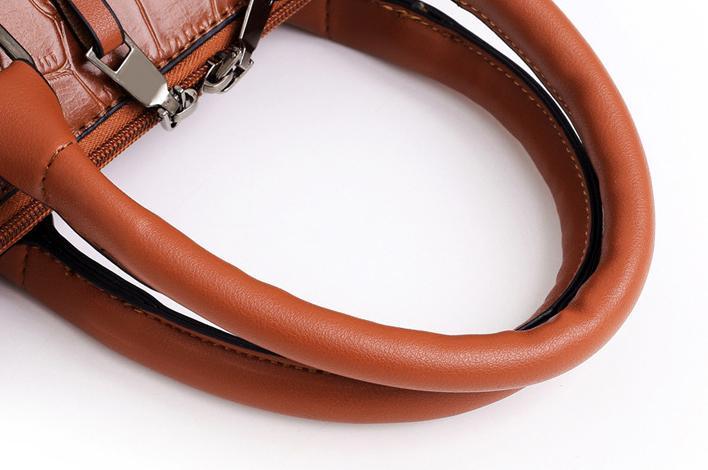 Valentina® | JUEGO DE BOLSOS DE CUERO DE 4 PIEZAS