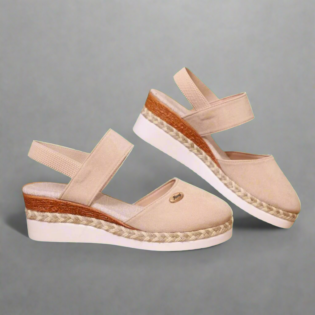 Gitta | Cuña de Talla Grande – Cómoda y Versátil