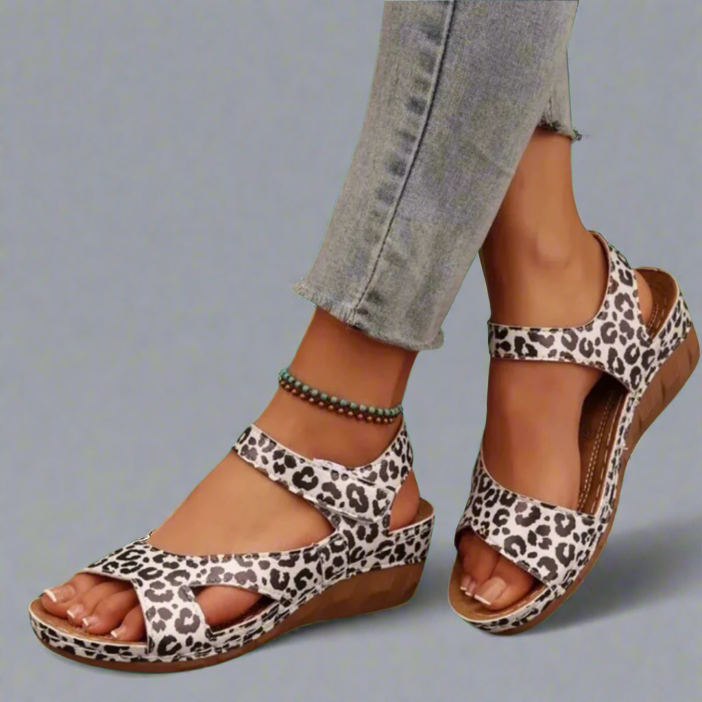 Ilona | Sandalias de cuña hechas a mano en material premium