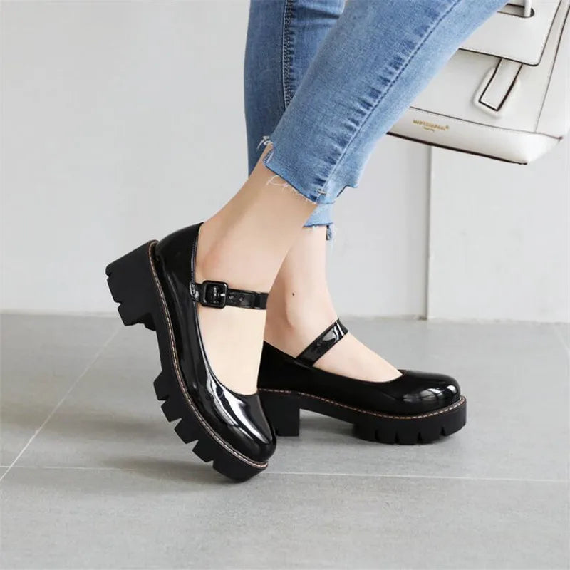 Clara® | Zapatos ortopédicos de cuero vegano