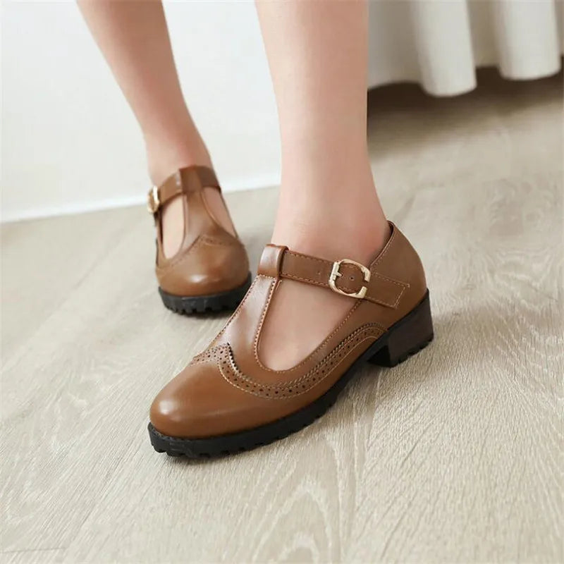 Clara® | Zapatos ortopédicos de cuero vegano