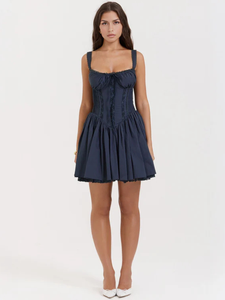 VESTIDO MINIMALISTA CEREZA