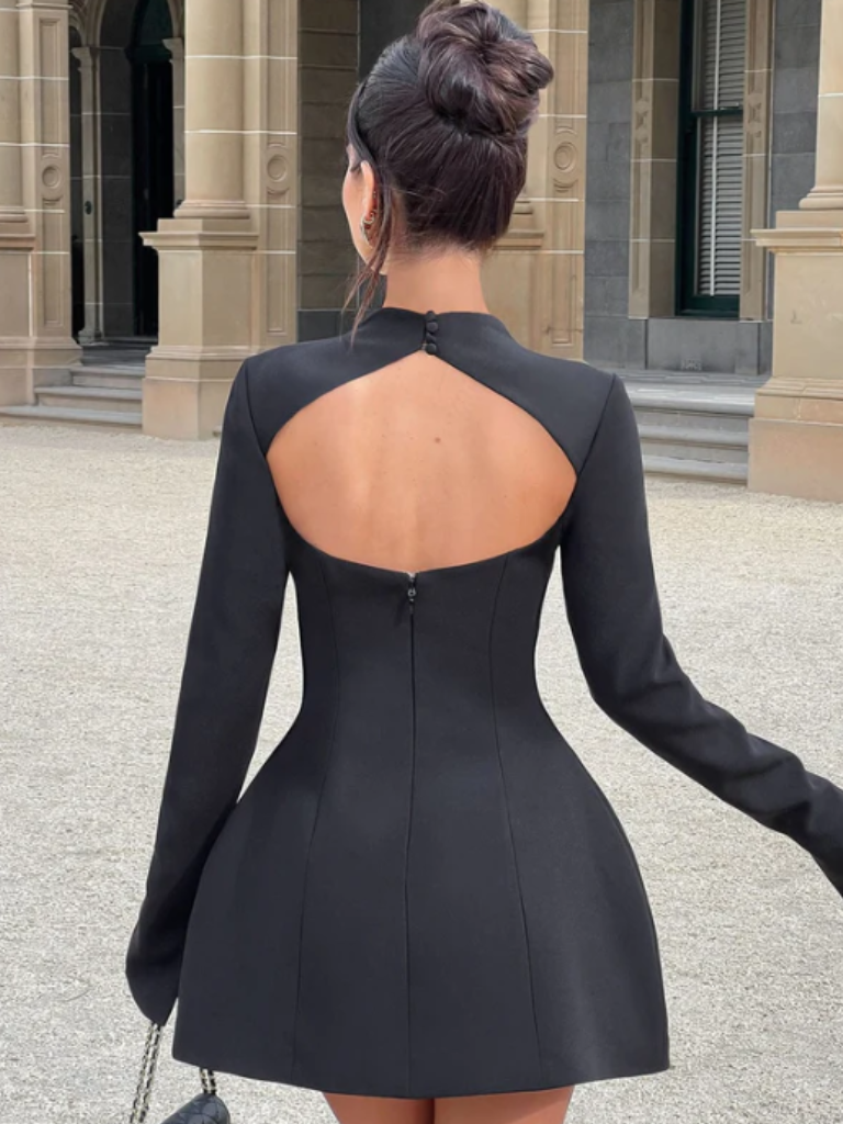 VESTIDO MINI ESCULPIDO VICTORIA