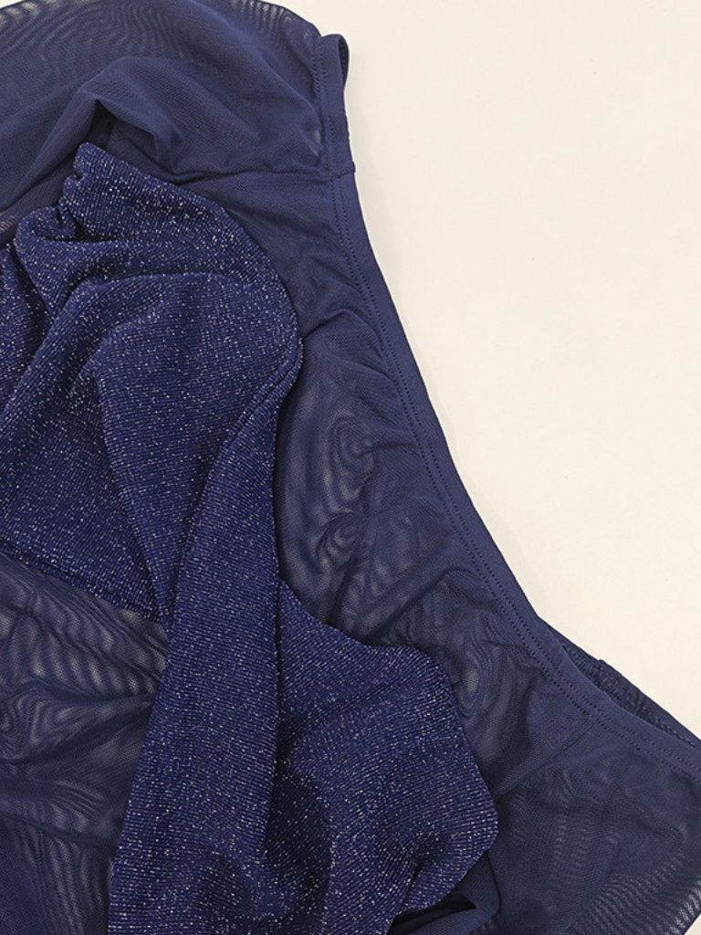 MAXILARGO ATRACTIVO DE MEDIANOCHE