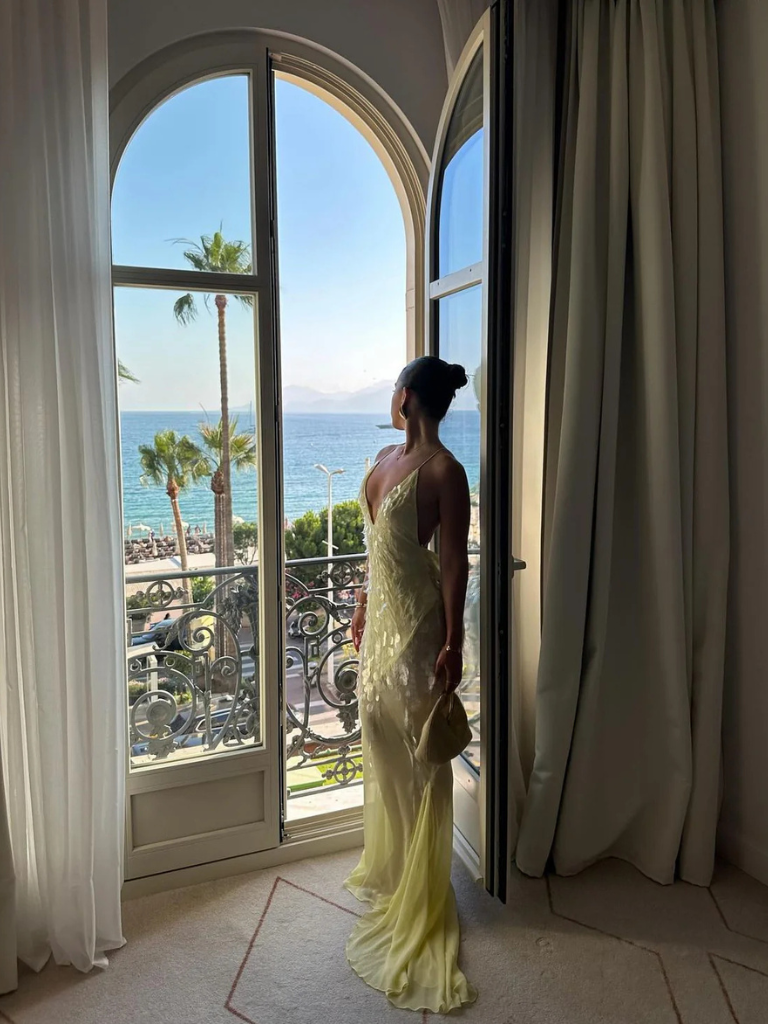 VESTIDO SOLÉA LUMIÈRE