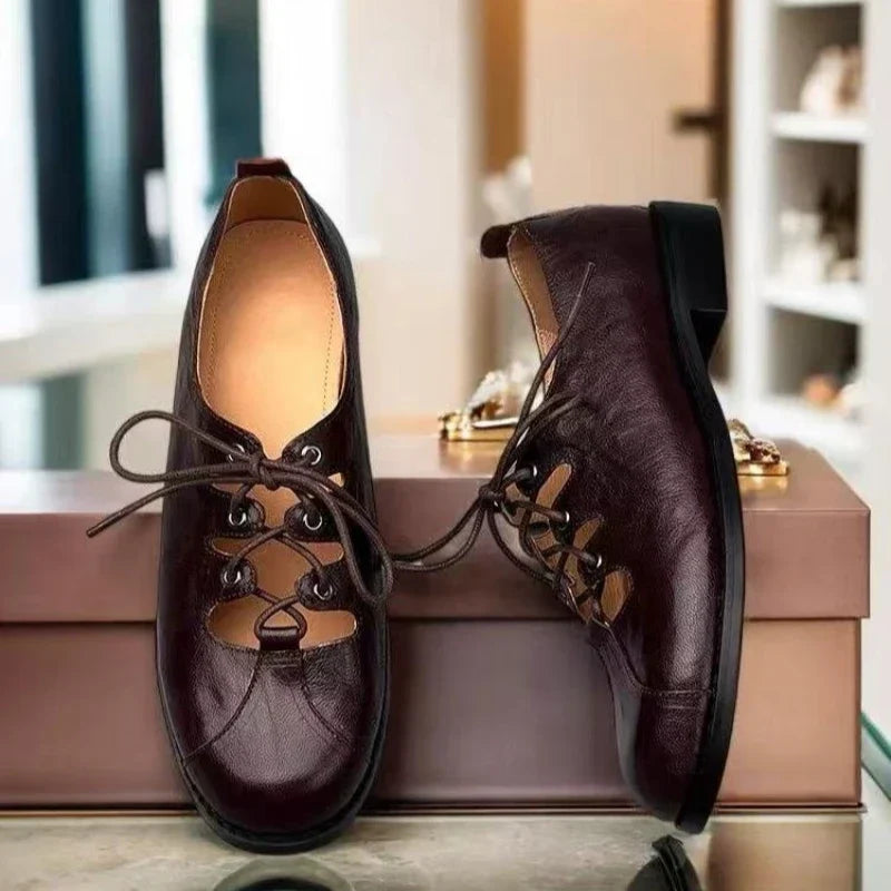 Marisa® | Zapatillas ortopédicas de cuero vegano a la moda