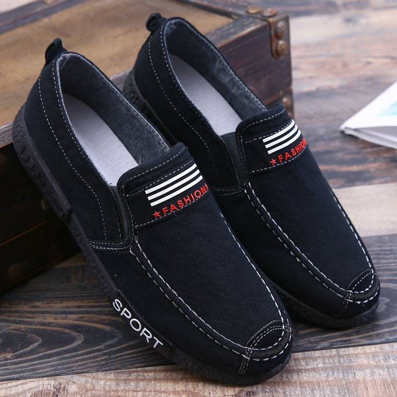 Tyler - Slip-Ons: ¡Comodidad sin esfuerzo!