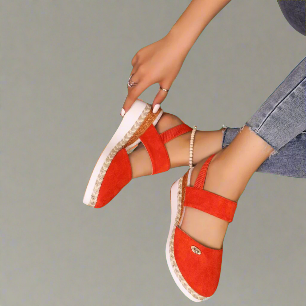 Gitta | Cuña de Talla Grande – Cómoda y Versátil