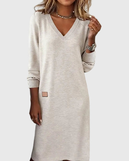 Alicia | Elegant V-Neck Dress