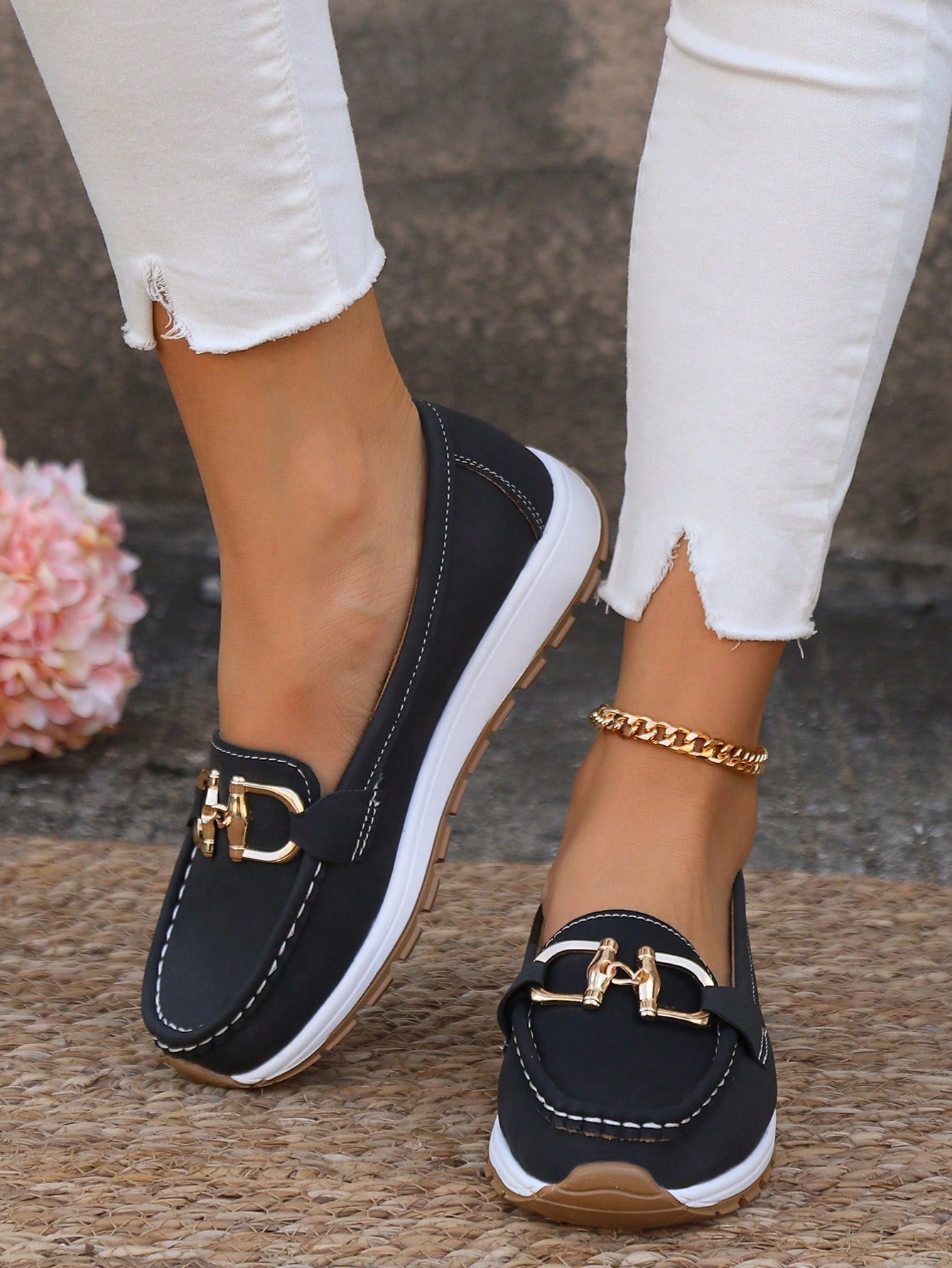 Melinda | Chain Detail Slip-On Loafers