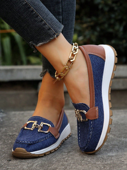 Ellie - Chic Buckle Loafers for Any Occasion