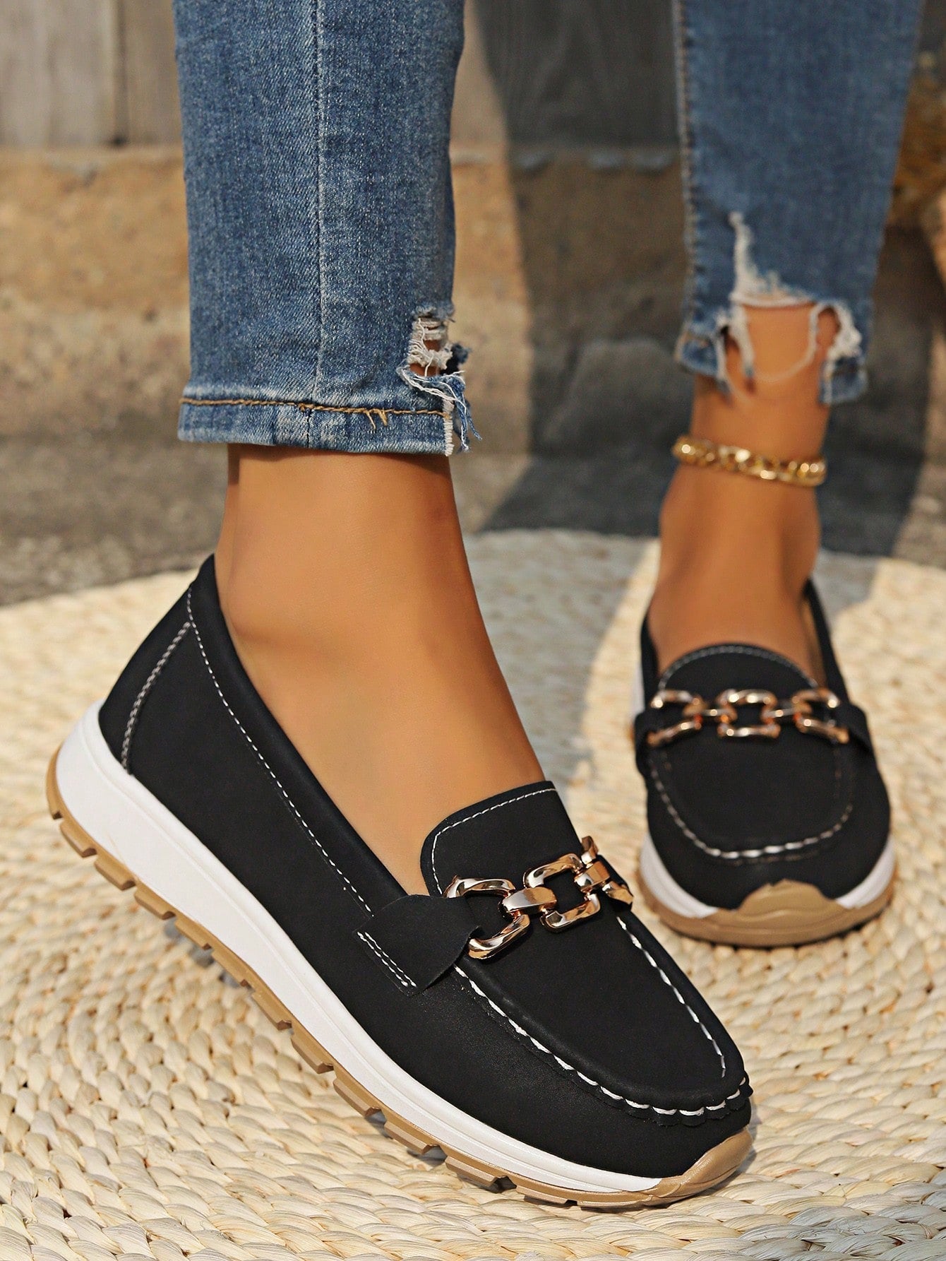 Melinda | Chain Detail Slip-On Loafers