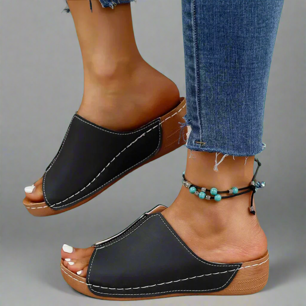 Noemi | Sandalias de cuña hechas a mano de material premium