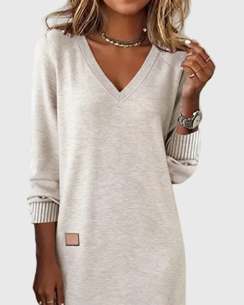 Alicia | Elegant V-Neck Dress