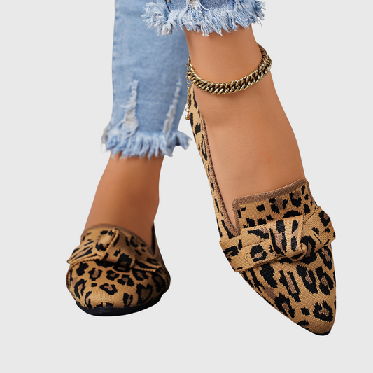 Hannah | Leopard Knot Flats
