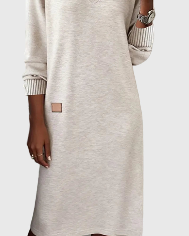 Alicia | Elegant V-Neck Dress