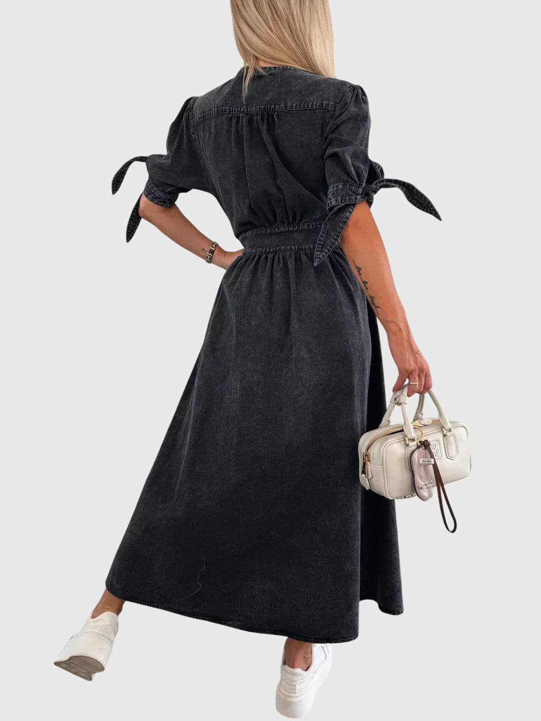 Sophia™ | Chic Denim Dress for Every Occasion