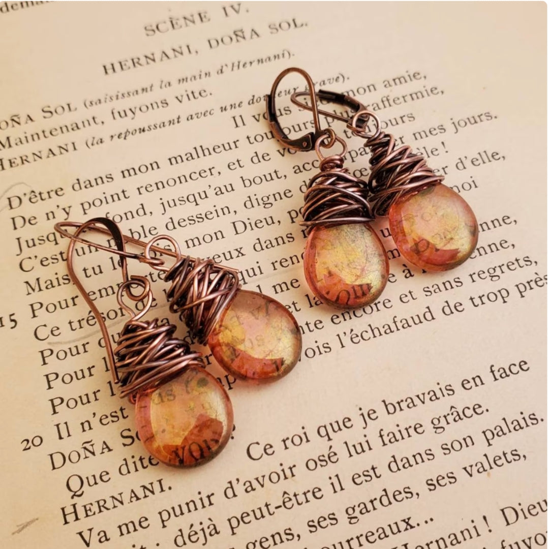 Moira - Retro Firefly Stud Earrings