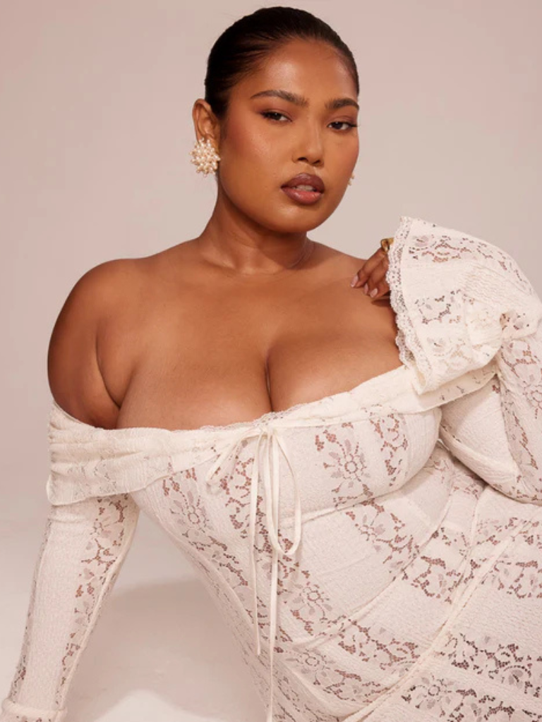 AFTER ROMÁNTICA MAXILARGO