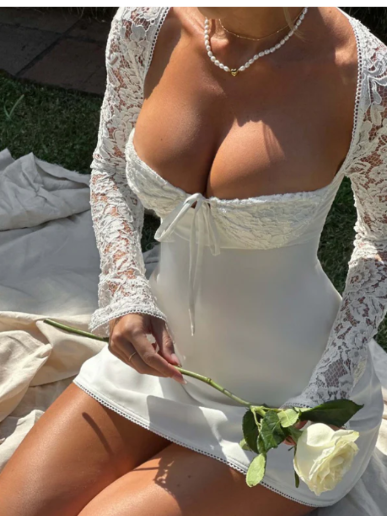 VESTIDO MINI DE ENCAJE AMÉLIE