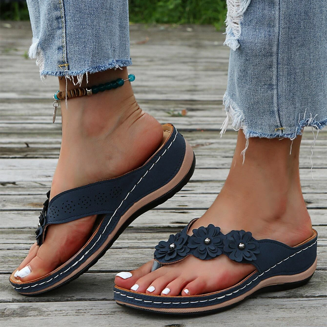 Chic Floral Clip Toe Sandals for Women