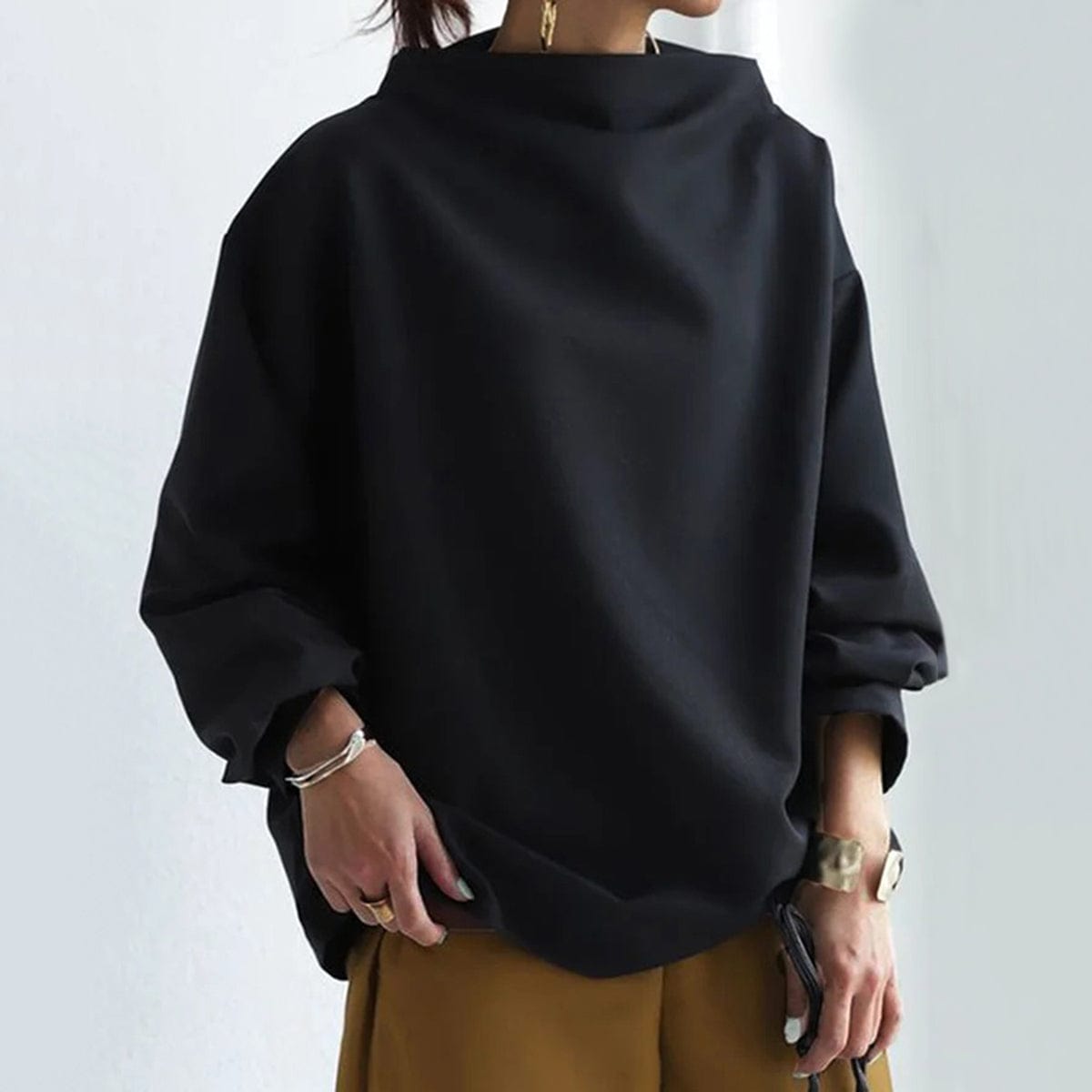 Monroe | Minimal High-Neck Sweater