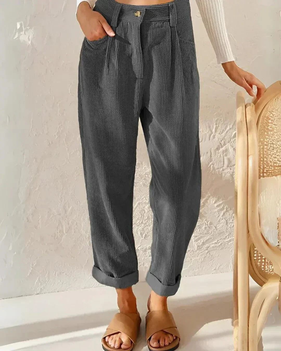 Avery | Relaxed Corduroy Pants