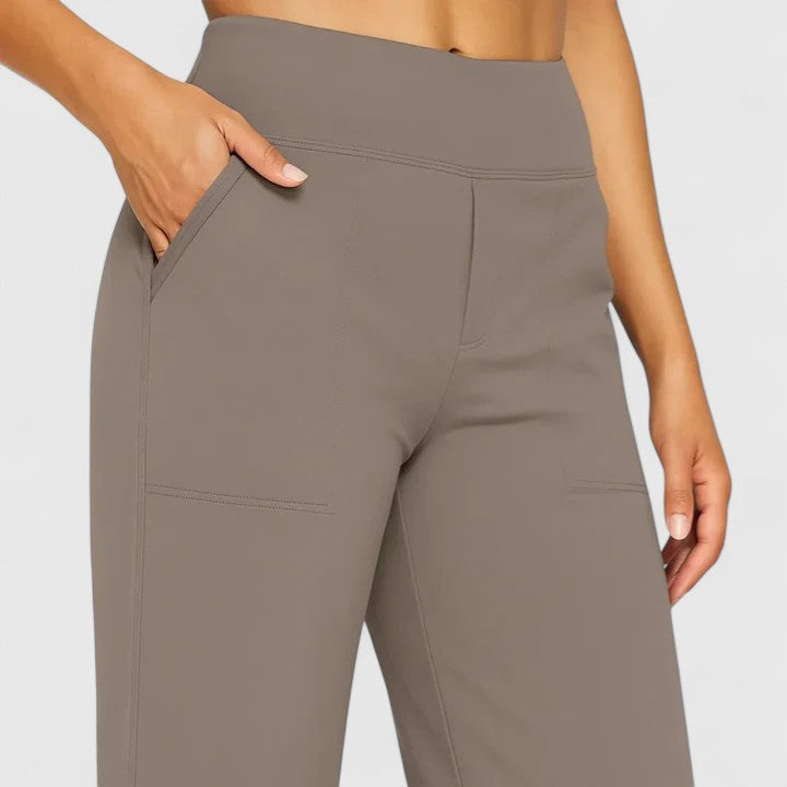 Chic Wide-Leg Trousers for Any Occasion